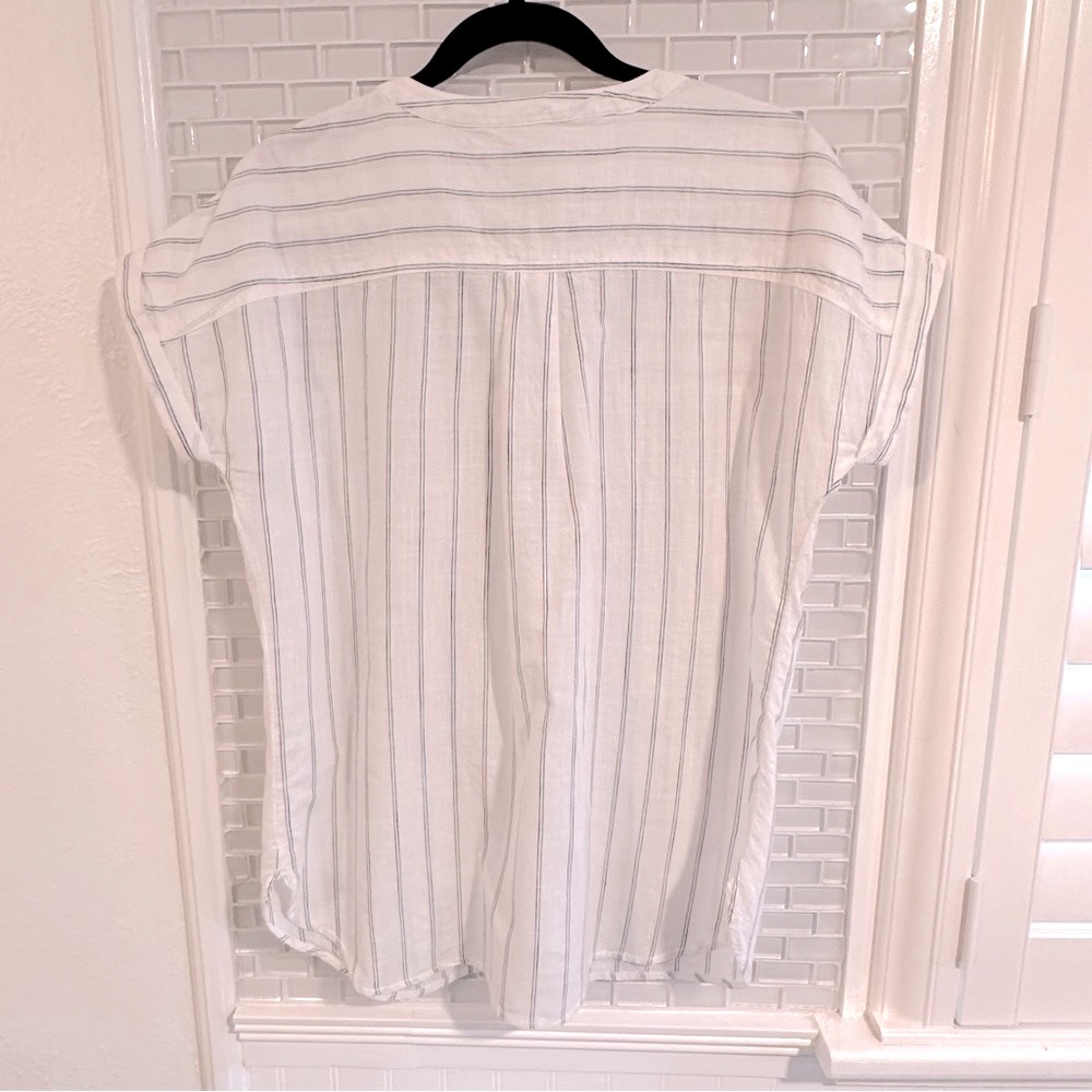 EUC Columbia Camp Hadley Linen Striped Short Sleeve Shirt - Picture 2 of 8